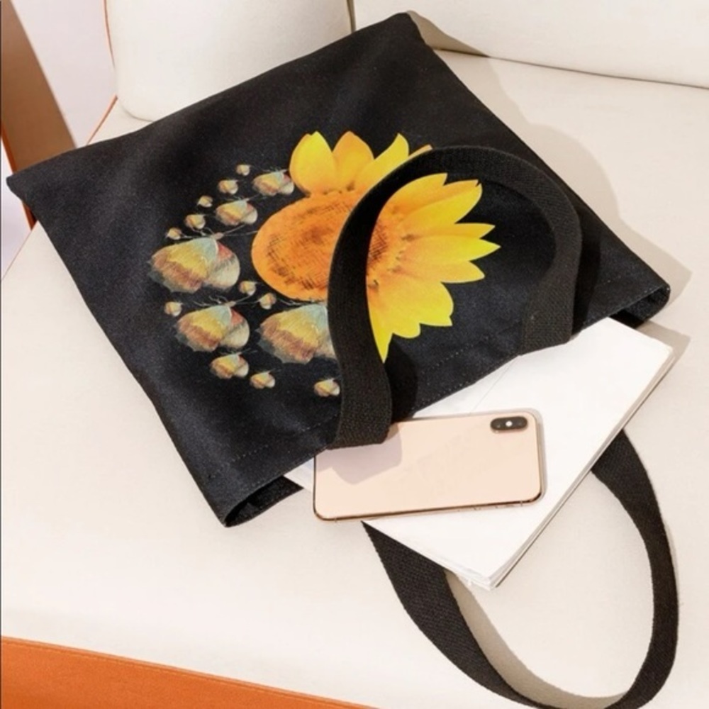 Sunflower Graphic Shopping Bag - Picture 3 of 6